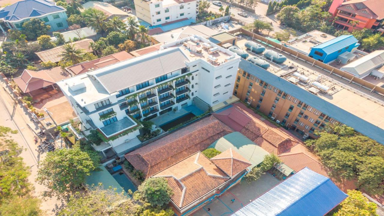 Hotel Angkor Aurora Siem Reap Exterior foto